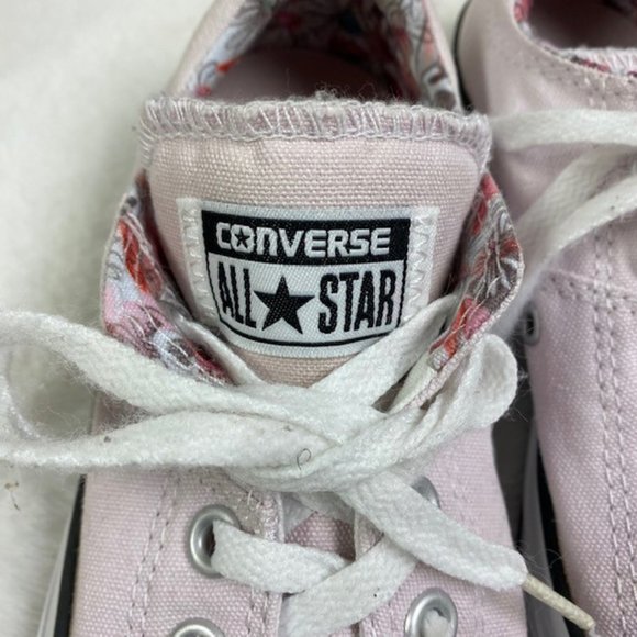 Converse All Star Low Top  Women's Sneakers, size 7 - Picture 6 of 12